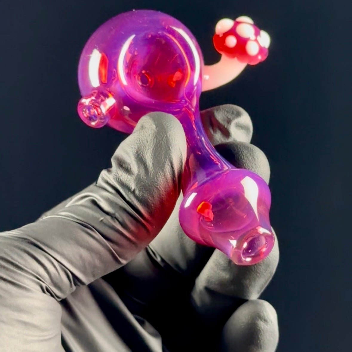 Magenta mushroom pipe